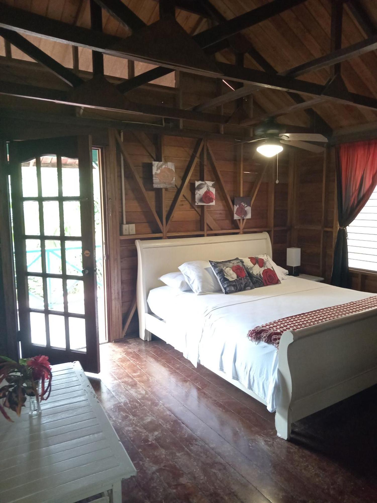 Villa Bahia Del Sol Bocas del Toro Exteriér fotografie